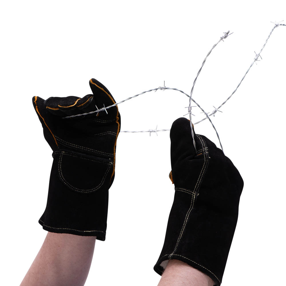 Schutz-Handschuhe zur Montage von Stacheldraht